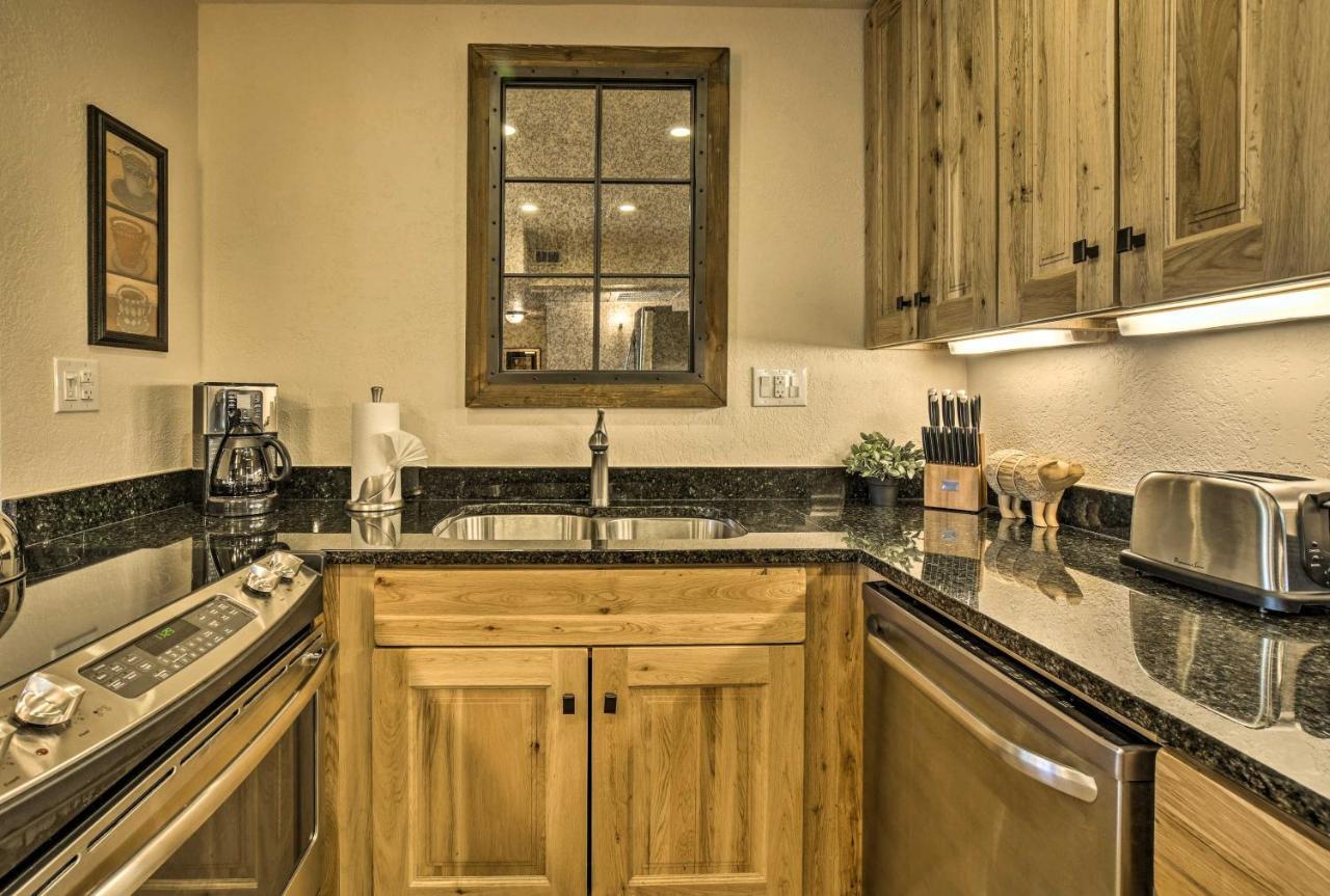 Adobe-Style Abode With Amenities - Walk To Plaza! Appartement Santa Fe Buitenkant foto